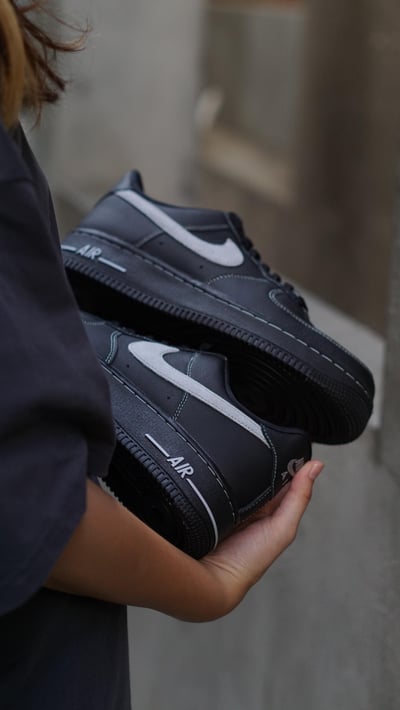 【挑戰最低價!現貨速發】NIKE AIR FORCE 1 黑魂白縫線All black｜HQ2037-0068