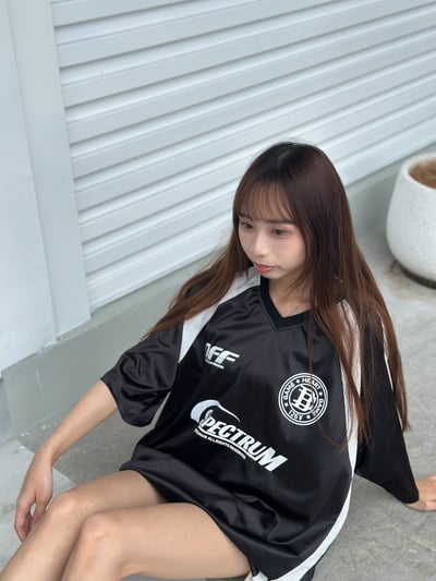 【超吸睛單品】滑面寬鬆Y2K個性球衣短T8