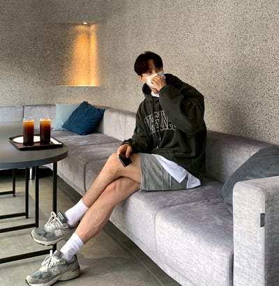 【現貨】美式簡約VIRGINIA牛奶絨帽T9