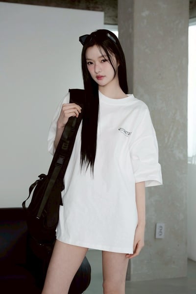 【現貨】迷彩哥德字印花短T3