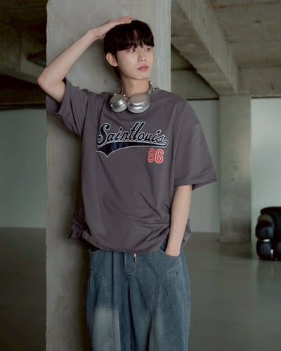 【現貨】Saintlouis86刺繡短T8