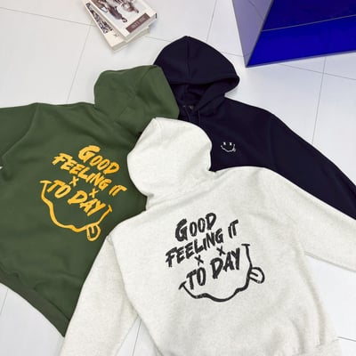 【現貨】GOOD FEELING IT TO DAY笑臉帽T11