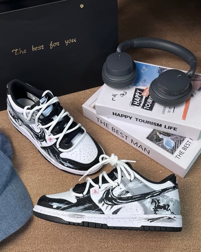 【訂製款】Nike Dunk Low 暗馳黑馬3