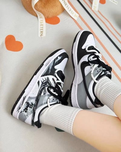 【訂製款】Nike Dunk Low 暗馳黑馬8