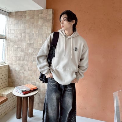 【現貨】CAT WASH 貓咪簍空字印花帽T4