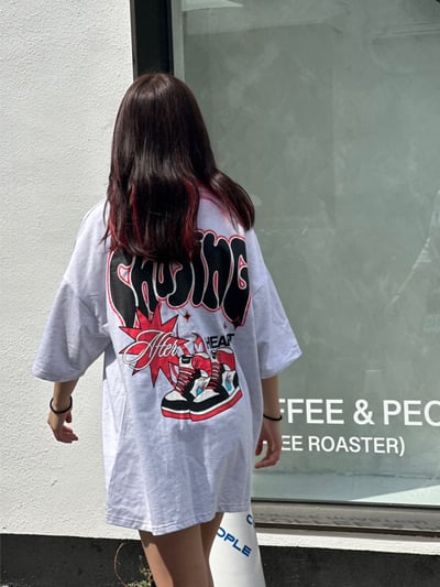 【超級好看必入手!!!現貨】幻速球鞋短T1