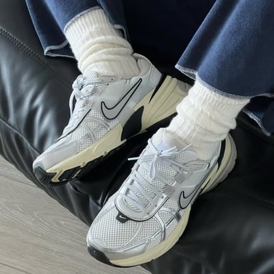 【限定折扣】Nike V2k Run "Metallic Silver" 白灰銀｜HJ4497-1001