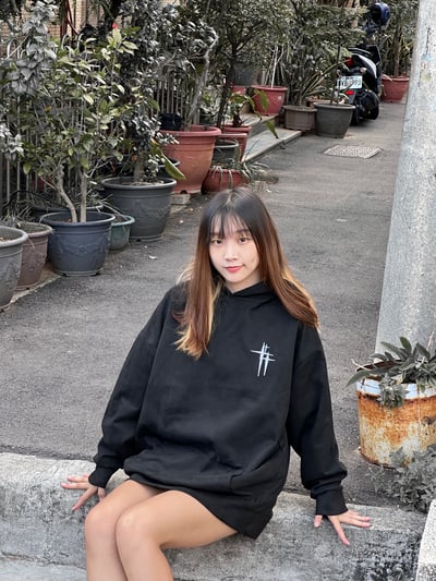 【現貨】十字星芒刺繡麂皮帽T9