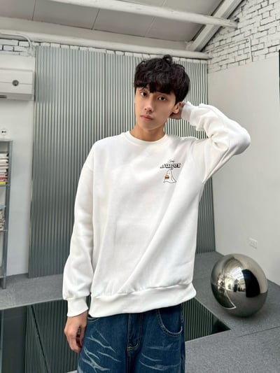 【現貨】幽靈漢堡印花大學T9