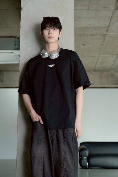 【現貨】SPACES圖標刺繡短T7