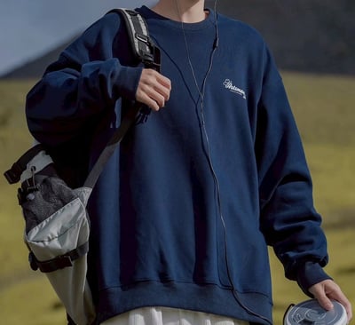 【現貨】塗鴉露營帳篷牛奶絨大學T6