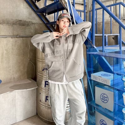 【現貨】CALIFORNIA 貼布雙鍊連帽外套11