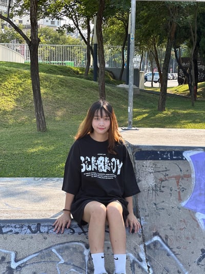 【現貨】城市爆裂英文字短T9