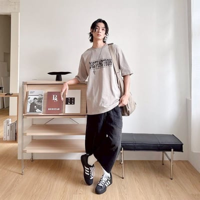 【現貨】Distinction剝落字體美式印花短T3