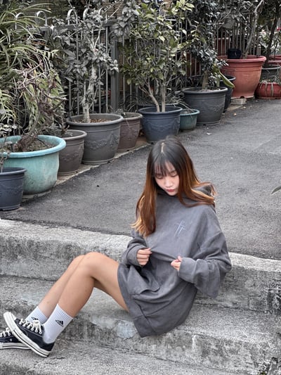 【現貨】十字星芒刺繡麂皮帽T6