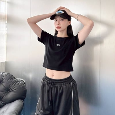 【現貨】CEPT刺繡環繞文字短版合身短T1