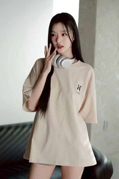 【現貨】兔子環繞印花短T3