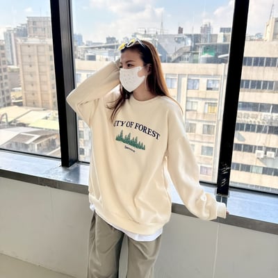 【現貨】城市森林刷毛大學T4