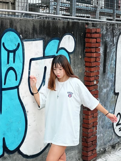 【現貨】SWING小狗盪鞦韆印花短T3