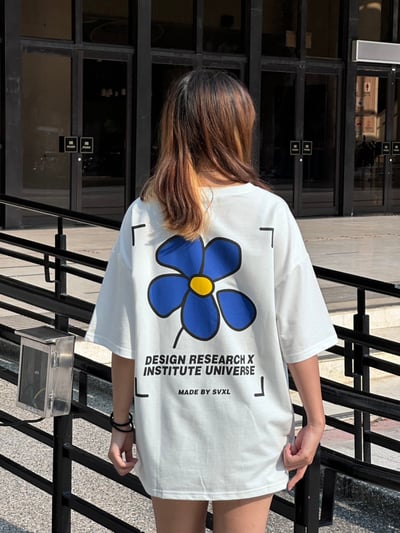 【現貨】刺繡對焦框花朵印花短T1