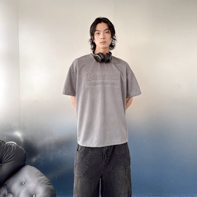 【現貨】哥德字剛印麂皮短T5