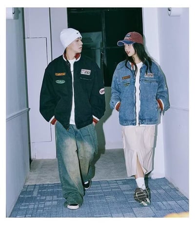 【預購】美式復古撞色拼接立領徽章牛仔夾克7