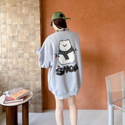 【現貨】SNOW雪人插畫感大學T5