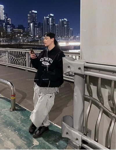 【現貨】OLYMPIA貼布繡重磅帽T6