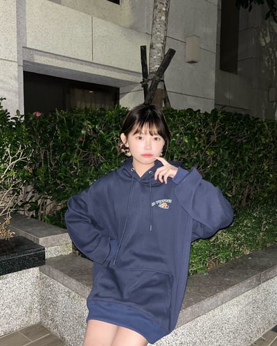 【現貨】日出山脈牛奶絨帽T6