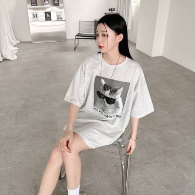 【情侶姊妹一起穿!!!現貨】墨鏡貓咪印花短T8