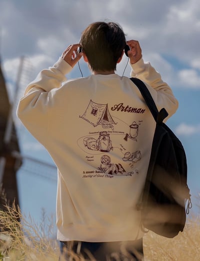 【現貨】塗鴉露營帳篷牛奶絨大學T10