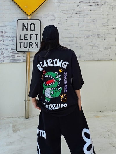 【現貨】ROARING恐龍塗鴉短T2