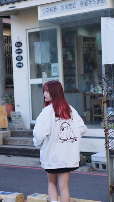 【現貨】貪吃滑板小幽靈牛奶絨大學T3