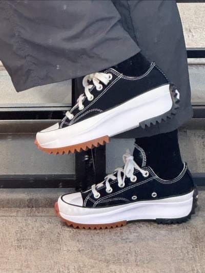 【現貨】Converse Run Star Hike Low 男女黑低筒平民版鋸齒厚底休閒鞋｜168816C2