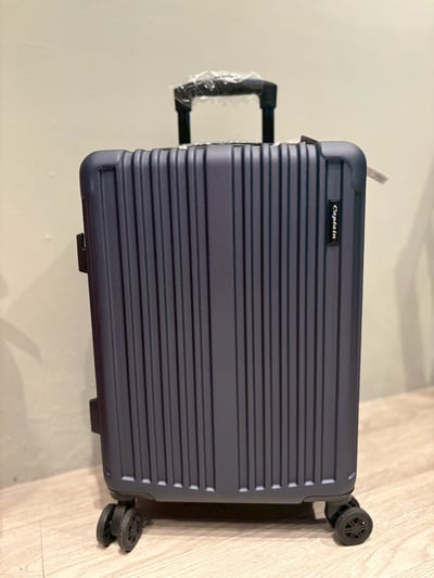 Captain 雷諾 20吋 行李箱1