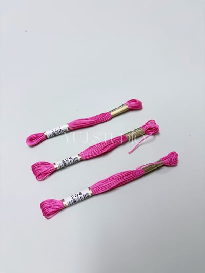 日本原裝進口COSMO 25番繡線 [色號140-214] 區間20