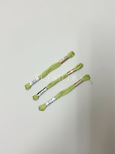 日本原裝進口COSMO 25番繡線 [色號100-129] 區間17