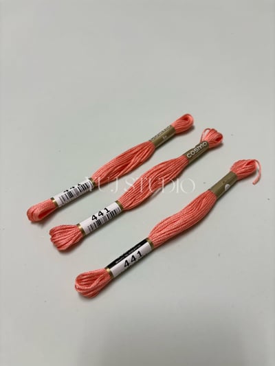 日本原裝進口COSMO 25番繡線 [色號386-480A] 區間14