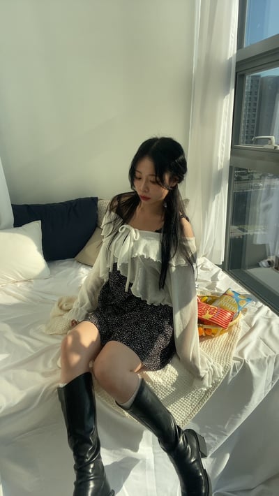 ROMANCE- 大荷葉邊浪漫 防曬罩衫上衣5