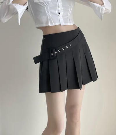 側面腰帶設計 百褶短裙4