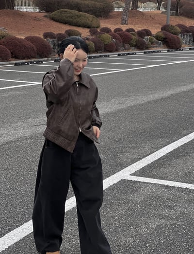 必買 Miu風 復古刷色雙拉鍊皮外套 （男女款）6