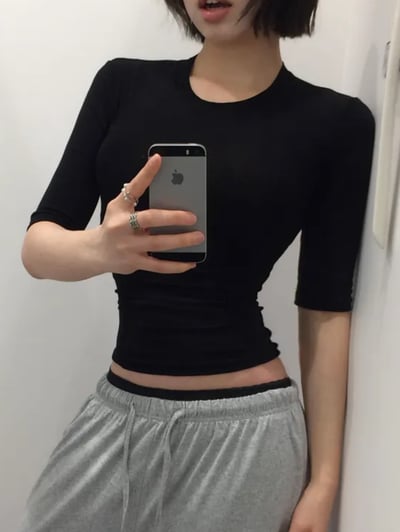 正韓（包色優惠）AI自帶沙漏腰 正肩 karina.寧寧 5分袖11