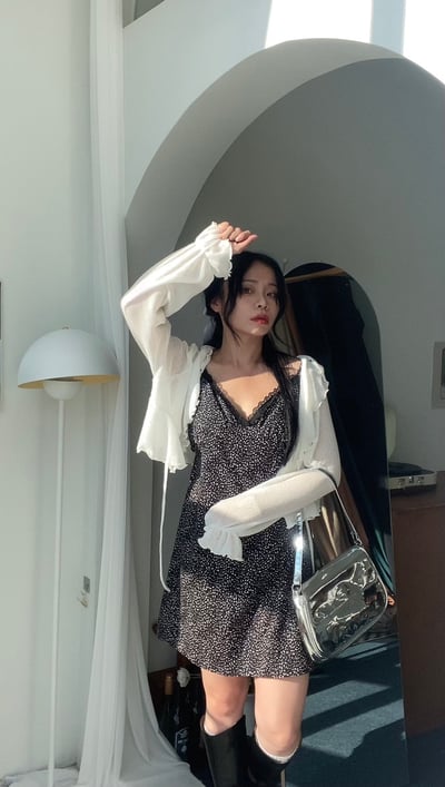 ROMANCE- 大荷葉邊浪漫 防曬罩衫上衣2