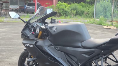 R15v4 Strike攻擊者油箱罩 官網早鳥預購中6