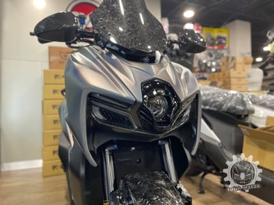 《冠威》曼巴百步寬體 （一對 左右兩片）側導 側罩 黏貼式 免拆殼 空力套件 照片待換中8