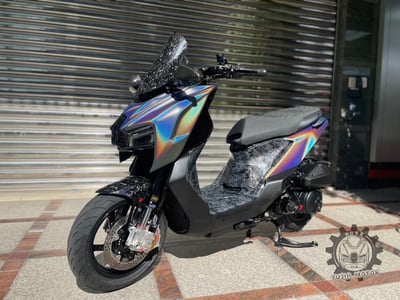 《冠威》曼巴百步寬體 （一對 左右兩片）側導 側罩 黏貼式 免拆殼 空力套件 照片待換中9