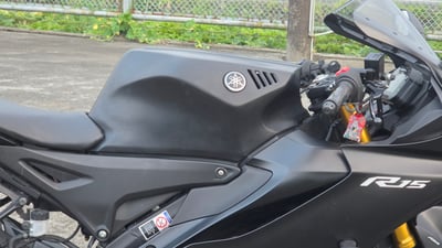 R15v4 Strike攻擊者油箱罩 官網早鳥預購中7