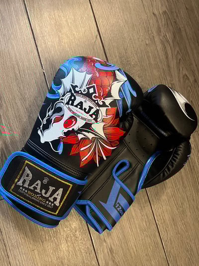 ~子甄彣璟~泰國品牌RAJA 超纖拳擊手套 拳套 比賽訓練 散打 自由搏擊 泰拳 搏鬥 拳擊防具13