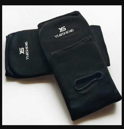 ~子甄彣璟~連腳背 護腿板 空手道 跆拳道 拳擊 散打 搏擊 護脛 護腳背 護腿 一體成型護腳 武術運動護具 側踢7