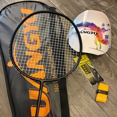 ~子甄彣璟~買1送3 碳素纖維 超輕羽毛球拍 小鋼炮 攻防兼備 高彈的中杆 輕鬆防守 羽毛球拍 羽毛球3